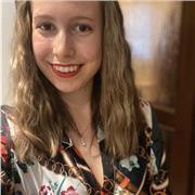 Sono laureata in Scienze Sociologiche ed offro ripetizioni per italiano e materie umanistiche